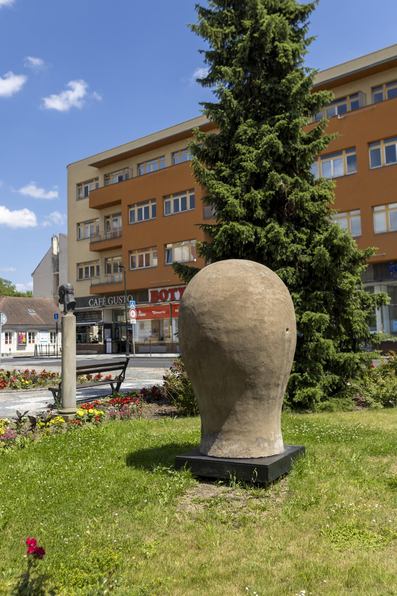 Hlavička / Kurt Gebauer