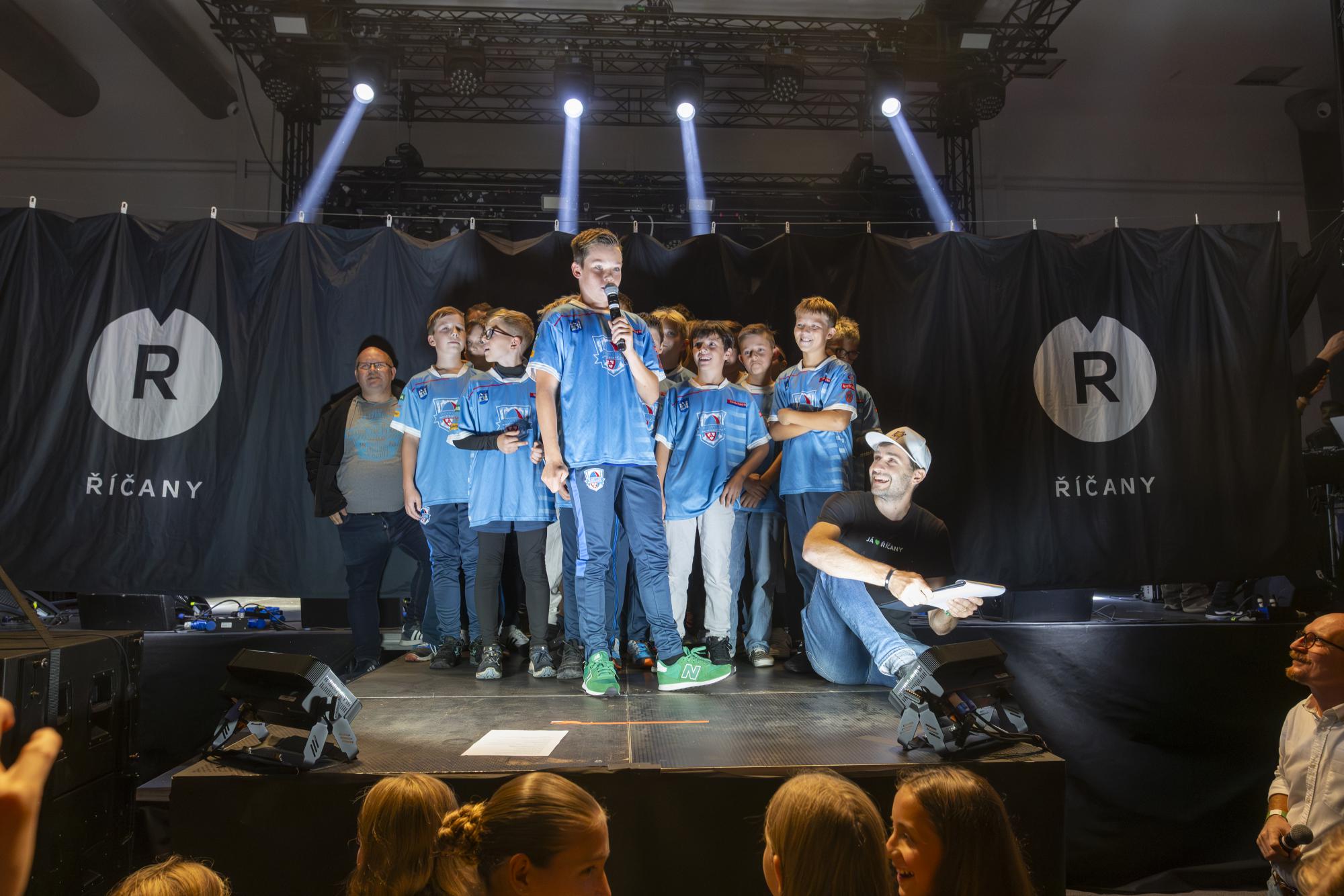 V rámci Slavností jsme ocenili úspěchy dětí z různých oddílů, spolků a sdružení