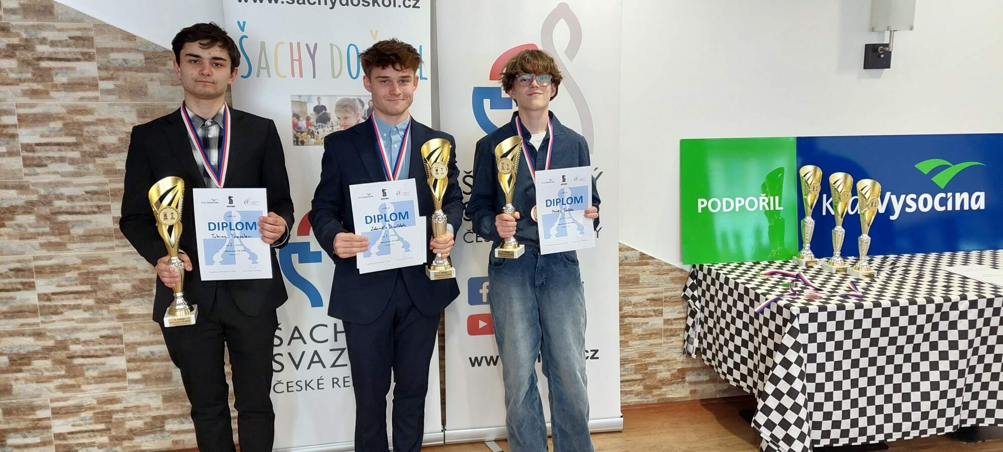 STŘÍBRNÝ PRESSLER H 18 M ČR