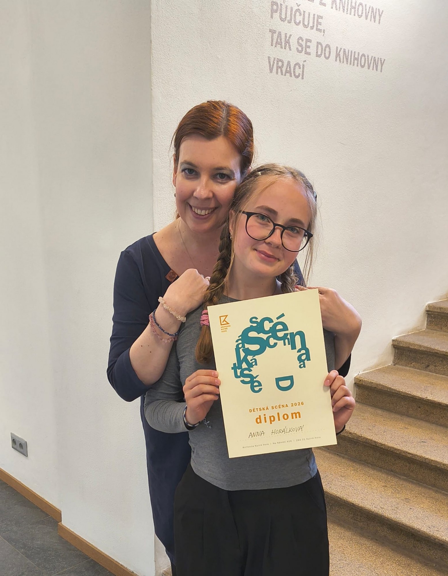 DĚTSKÁ DIVADELNÍ SCÉNA<BR>ANNA HORÁLKOVÁ A JEJÍ POSTUP DO CELOSTÁTNÍHO KOLA RECITAČNÍ SOUTĚŽE DO SVITAV (PEDAGOG LINDA BLÁHOVÁ LAHNEROVÁ)
