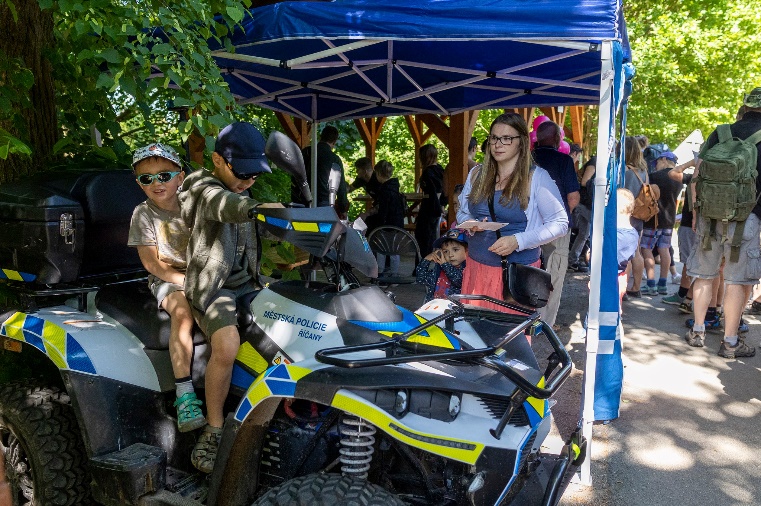 Čtyřkolku městské policie si vyzkoušeli kluci i holčičky.