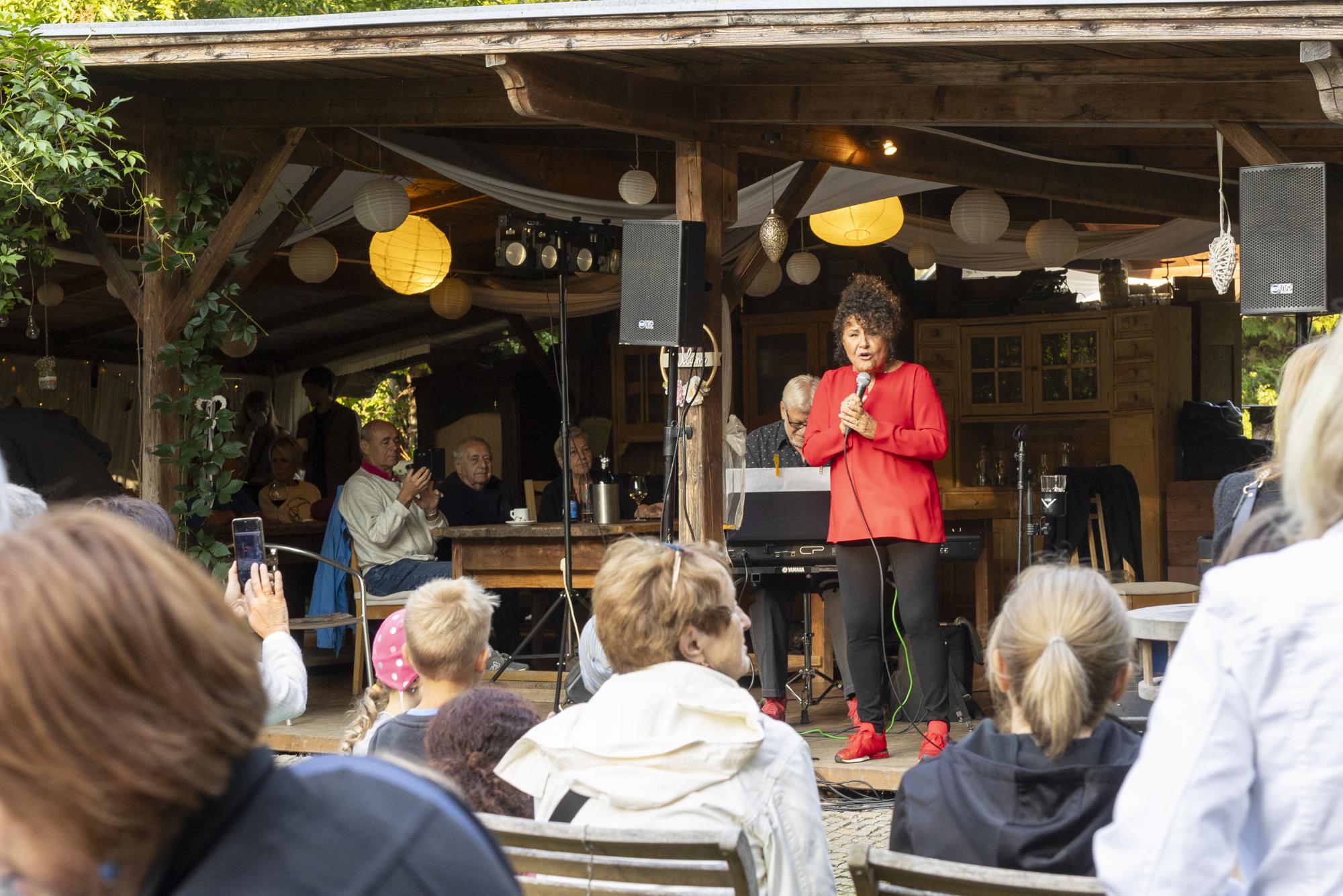 Restaurace Čajovna – Jitka Zelenková trio